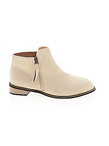 Unbranded Ankle Boots (view 1)