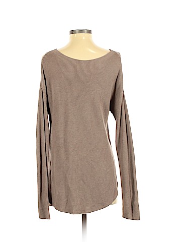 Express Long Sleeve Top (view 2)