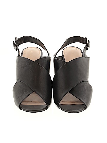 Kelly & Katie Heels (view 2)