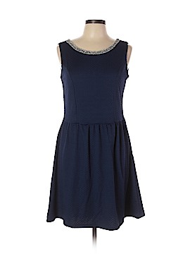 Charming Charlie Size Lg