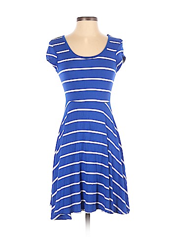 Old Navy Casual Dress (view 1)