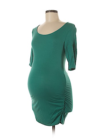 A Pea in the Pod 3/4 Sleeve Top (view 1)