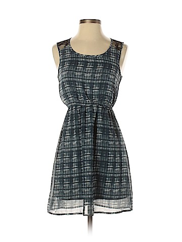 Forever 21 Casual Dress (view 1)
