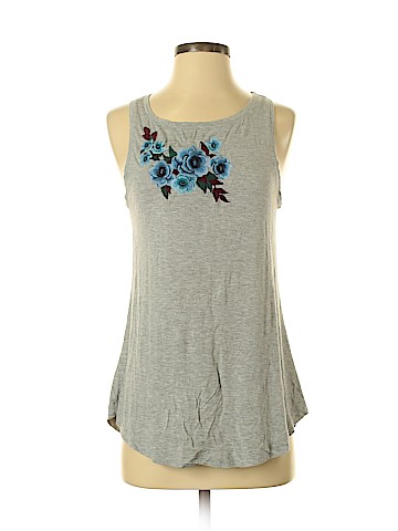 American Eagle Outfitters Sleeveless T-Shirt (view 1)