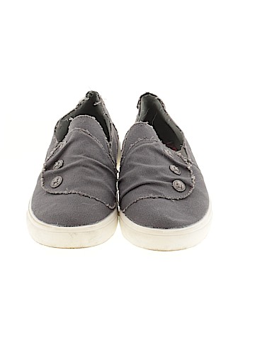 Unbranded Flats (view 2)