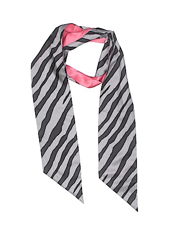 32 Degrees Scarf (view 1)