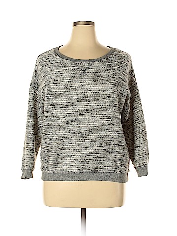 American Eagle Outfitters Pullover Sweater (view 1)