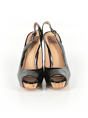 Pour La Victoire Heels (view 2)