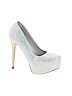 Dream Pairs Silver Heels Size 6 1/2 - photo 1
