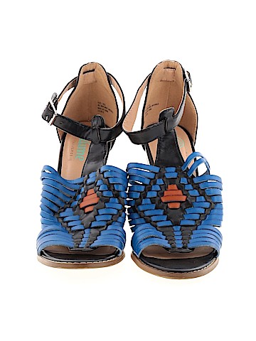 Plume By Faryl Robin Heels (view 2)