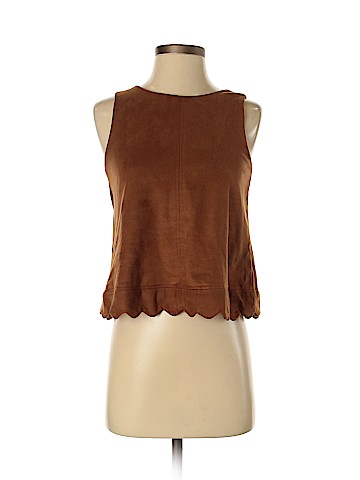 Romeo & Juliet Couture Sleeveless Blouse (view 1)