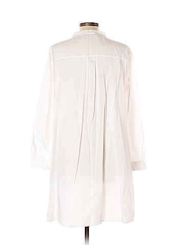 Zara 3/4 Sleeve Blouse (view 2)