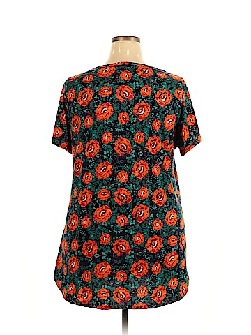 Lularoe Short Sleeve Top (view 2)