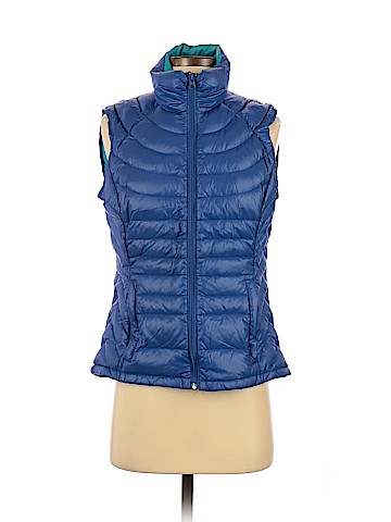 Bernardo Vest (view 1)