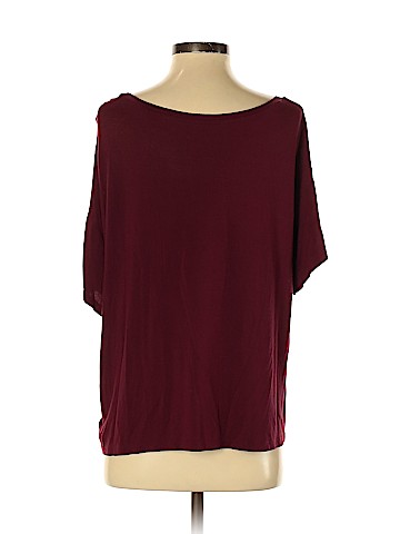 American Eagle Outfitters Short Sleeve T-Shirt (view 2)