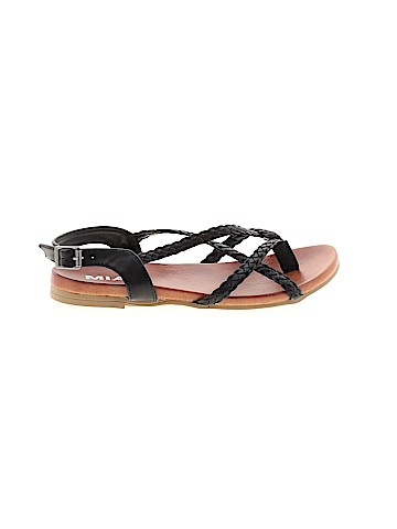 Mia Sandals (view 1)