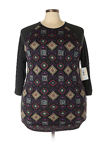 Lularoe 3/4 Sleeve T-Shirt (view 1)