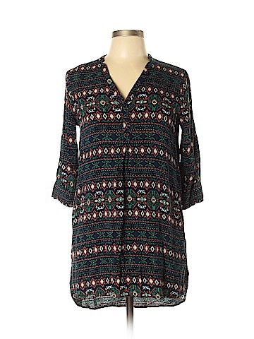 Tea n Rose 3/4 Sleeve Blouse (view 1)