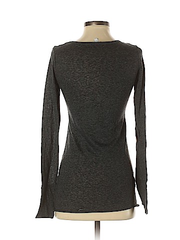 Delia's Long Sleeve T-Shirt (view 2)