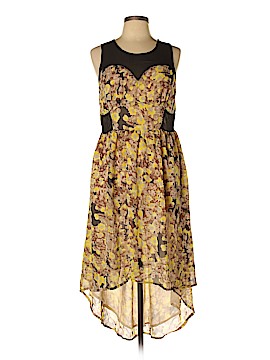 Romeo & Juliet Couture Size Lg