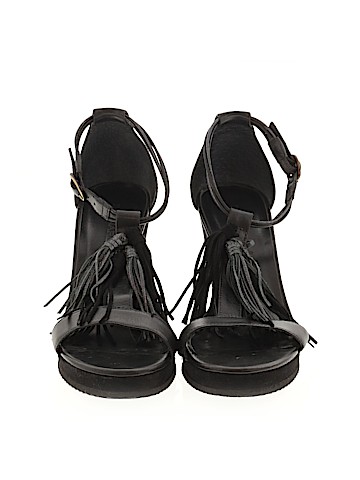 Bernardo Wedges (view 2)