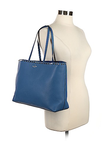 Valentino Garavani Rockstud Leather Tote (view 2)