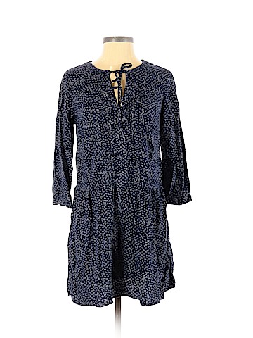 Old Navy Casual Dress (view 1)