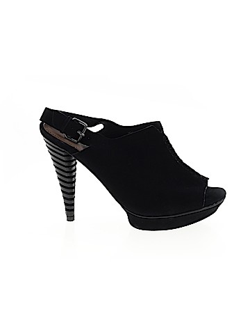 B Makowsky Heels (view 1)