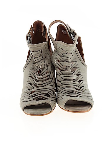 Charles by Charles David Heels (view 2)