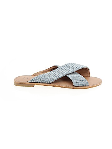 Gap Sandals (view 1)