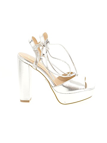 Lulu's Heels (view 1)