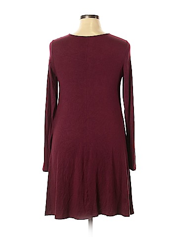 Old Navy Casual Dress (view 2)