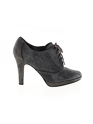 Circa Joan & David Heels (view 1)