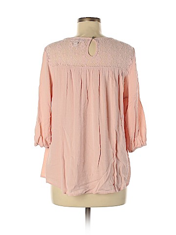 Liz Lange Maternity 3/4 Sleeve Blouse (view 2)