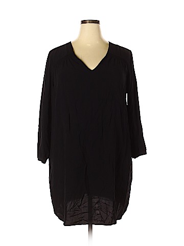 Old Navy Casual Dress (view 1)