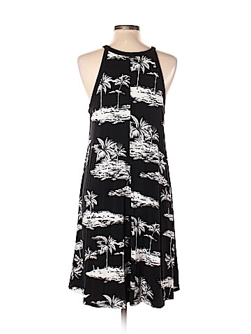 Old Navy Casual Dress (view 2)