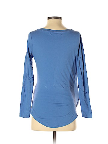 Old Navy - Maternity Long Sleeve T-Shirt (view 2)