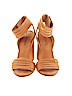 Vince. Brown Heels Size 6 - photo 2