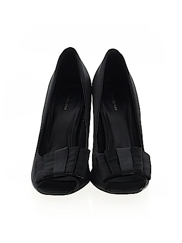 Twenty One Heels (view 2)