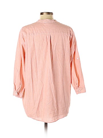 Planet Motherhood 3/4 Sleeve Button-Down Shirt (view 2)