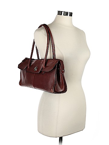 Wilsons Leather Leather Shoulder Bag (view 2)