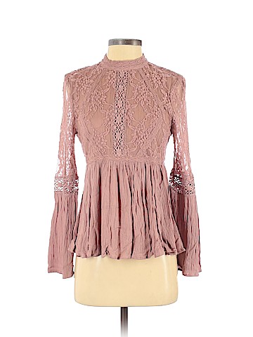 American Eagle Outfitters Long Sleeve T-Shirt (view 1)