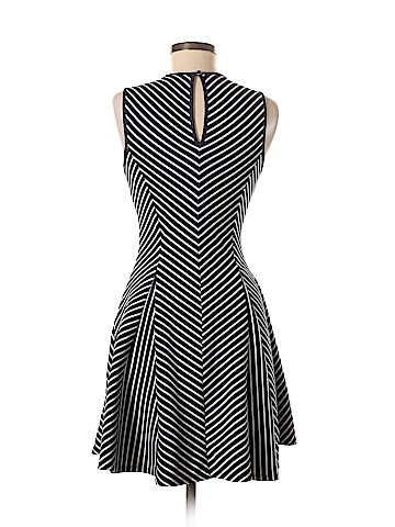 Monteau Casual Dress (view 2)