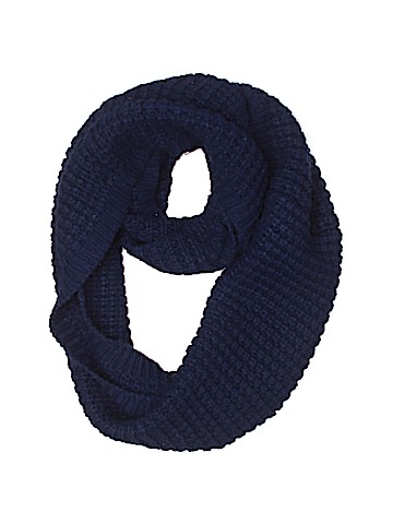 Cooperative Scarf (view 1)