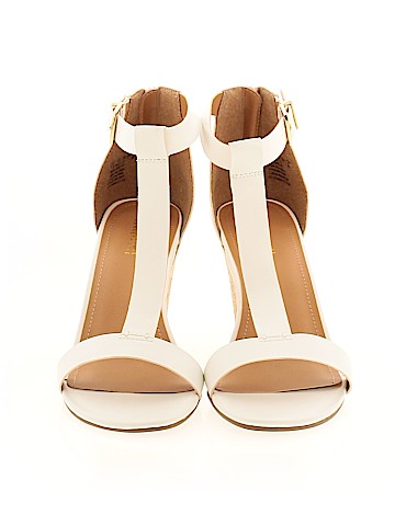 Kenneth Cole REACTION Wedges (view 2)