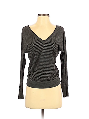 American Eagle Outfitters Pullover Sweater (view 1)