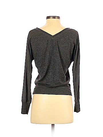 American Eagle Outfitters Pullover Sweater (view 2)