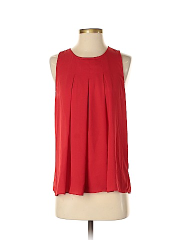 Fun2Fun Sleeveless Blouse (view 1)