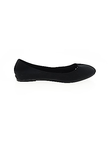 Unbranded Flats (view 1)