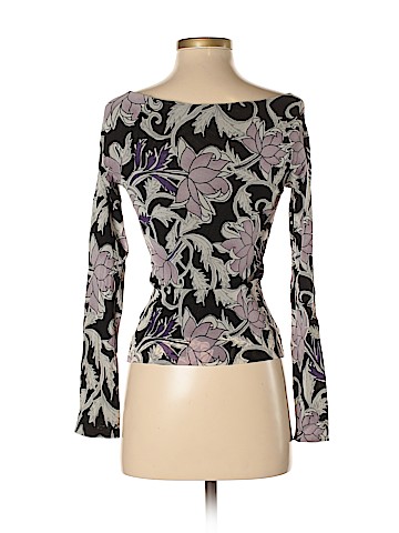 The Limited Long Sleeve Top (view 2)